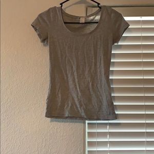 Gray h &m top (size xs)